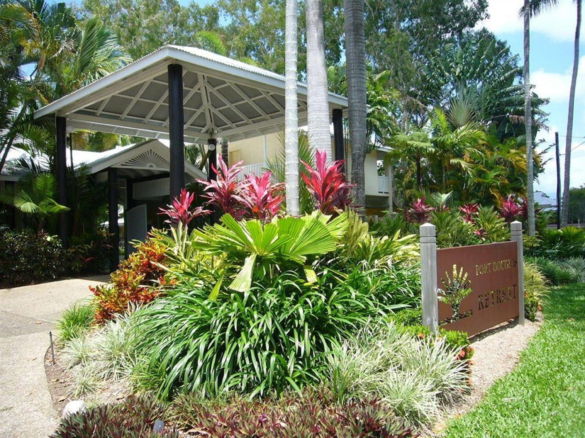 Port Douglas Retreat Aparthotel Exterior foto