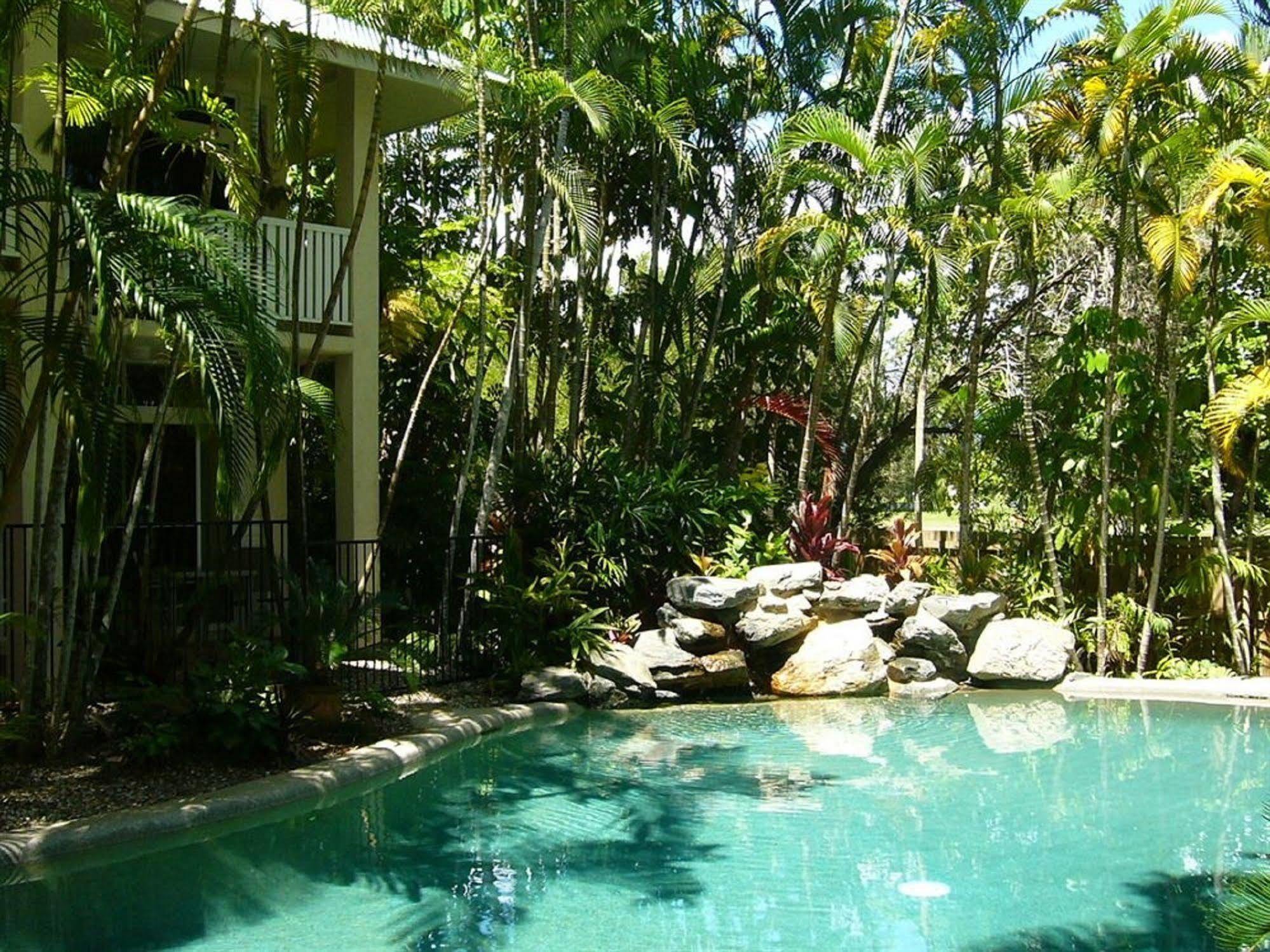 Port Douglas Retreat Aparthotel Exterior foto